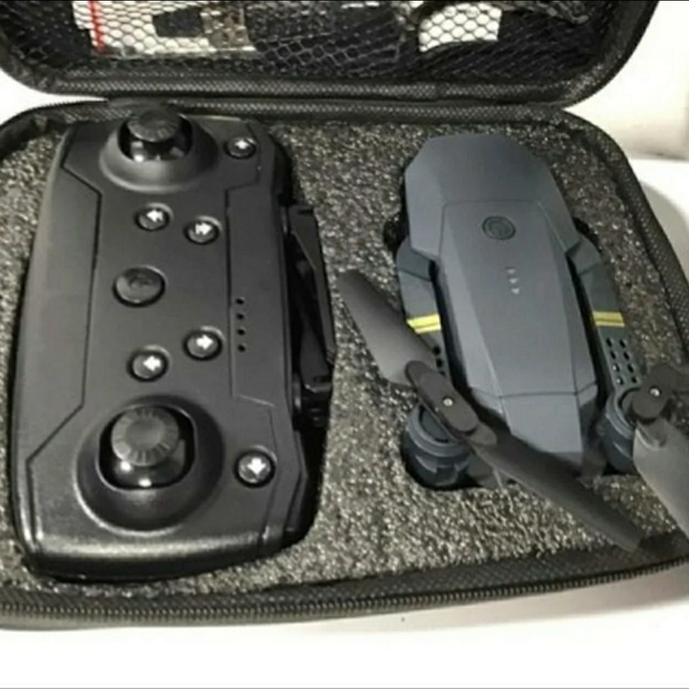 🎄Foldable drone system with 1080p camera